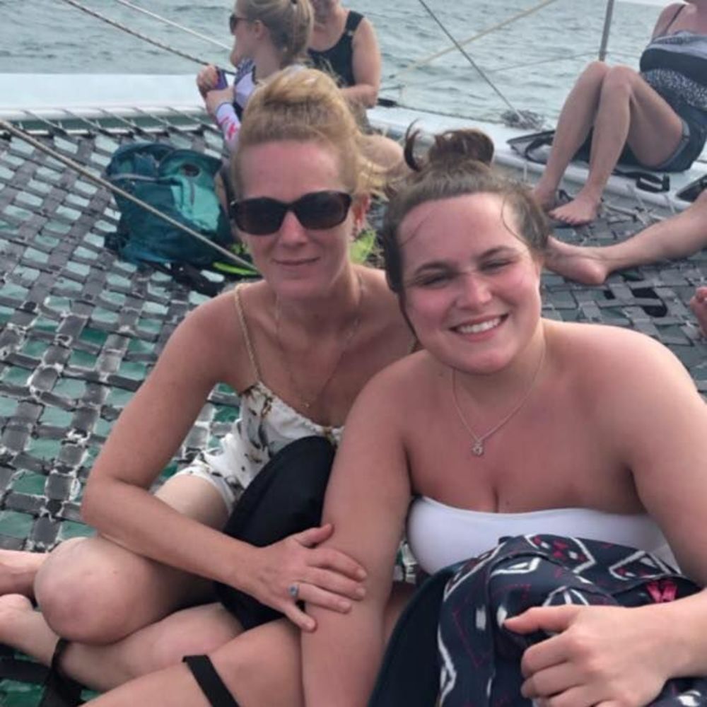 Meet your Posher, Jennifer
